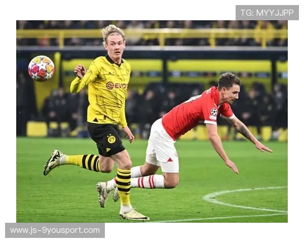 多特布兰特底线回传助攻队友近距离破门，展现完美团队配合！